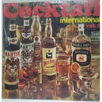 Claudius Alzner Und Seine Solisten ‎– Cocktail International Vol. 5